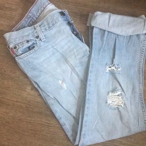 Hollister destroyed crop jeans